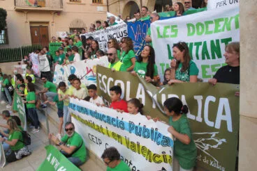 Manifestación en Dénia en apoyo a la educación pública 41