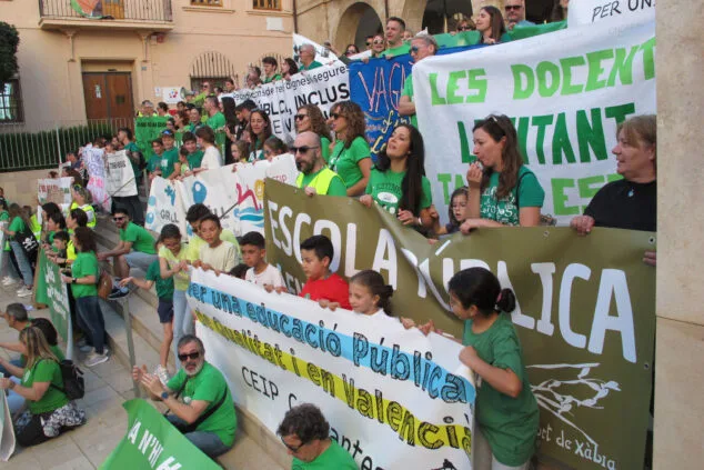 manifestacion en denia en apoyo a la educacion publica 41