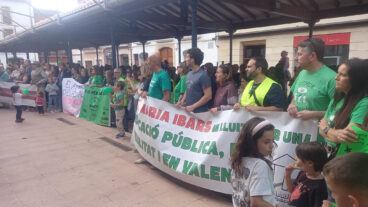 Manifestación en Pedreguer en apoyo a la huelga docente 04