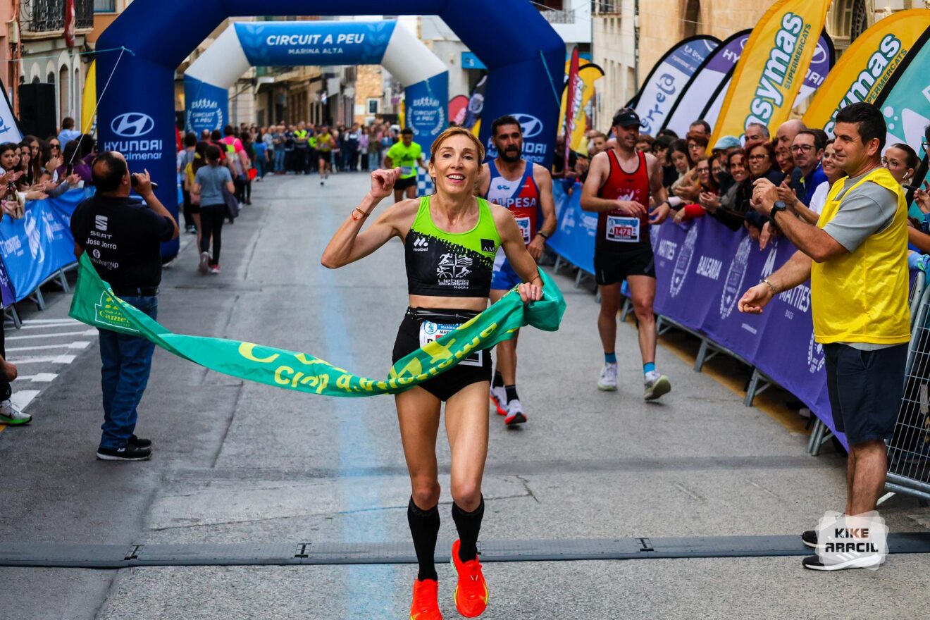 María Isabel Ferrer, ganadora de la edición anterior de la Cursa Vila de Pedreguer