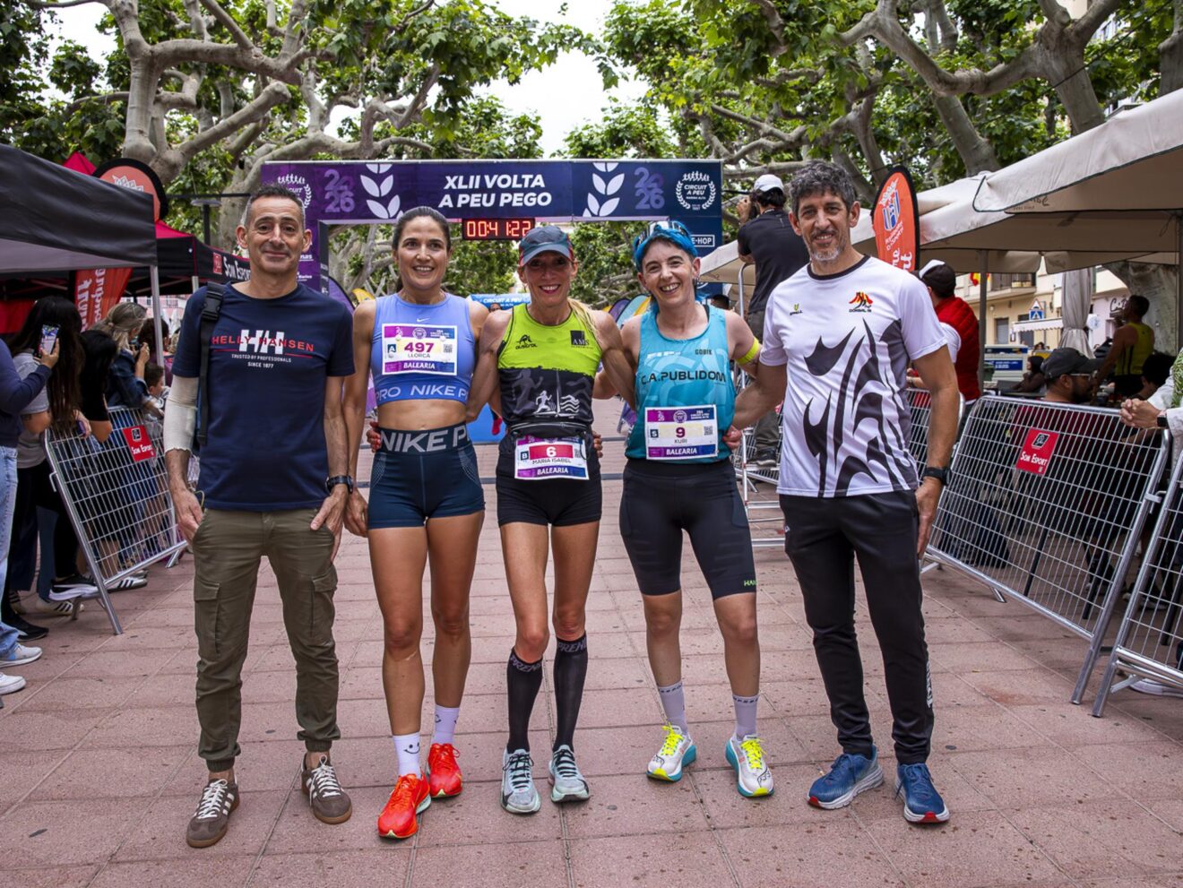 Podio femenino absoluto de la XLII Volta a Peu a Pego
