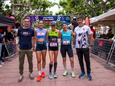 Podio femenino absoluto de la XLII Volta a Peu a Pego