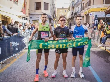 Podio masculino absoluto de la XXXIII Cursa Popular Vila de Pedreguer