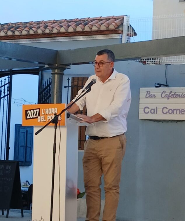 Compromís conmemora 15 años en la alcaldía de Pedreguer y activa su precampaña para 2027 11 Enric Morera interviene en el acto de Compromís en Pedreguer
