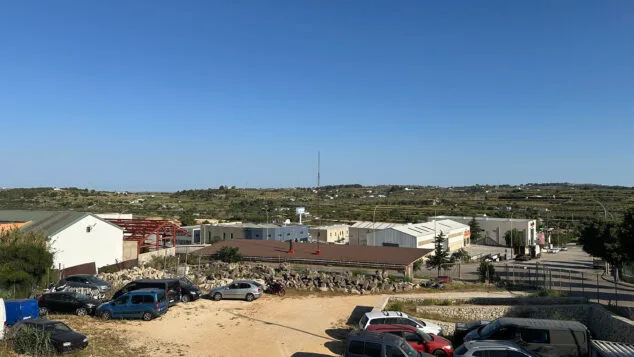 La Marina Alta que fabrica: el sector invisible que puede salvar a la comarca del «monocultivo» turístico 1 Imagen: Vistas del polígono industrial de Benissa