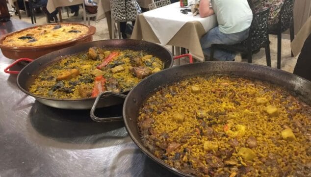 Así es el restaurante que lleva el esmorzaret valenciano a otro nivel 15 Imagen: Arroces para compartir y comer en compañía