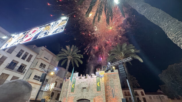 Imagen: Conquista mora del castillo de Benissa en la embajada de Moros y Cristianos 2026