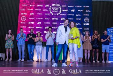 Entrega de reconocimiento a Masymas Supermercats