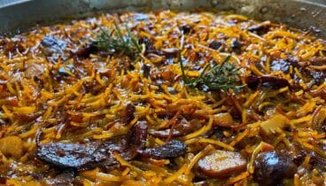 Fideuà típica de la zona con producto fresco