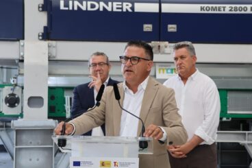 Inauguración del nuevo Centro de Tratamiento de Voluminosos del Consorci Mare