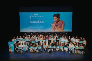 Ganadores y participantes en la entrega de premios de AMIC-Ficcions