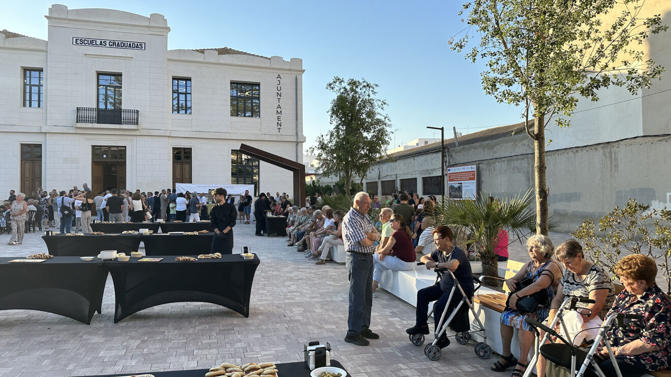 Inauguración ayuntamiento de Benissa en Escuelas Graduadas 13