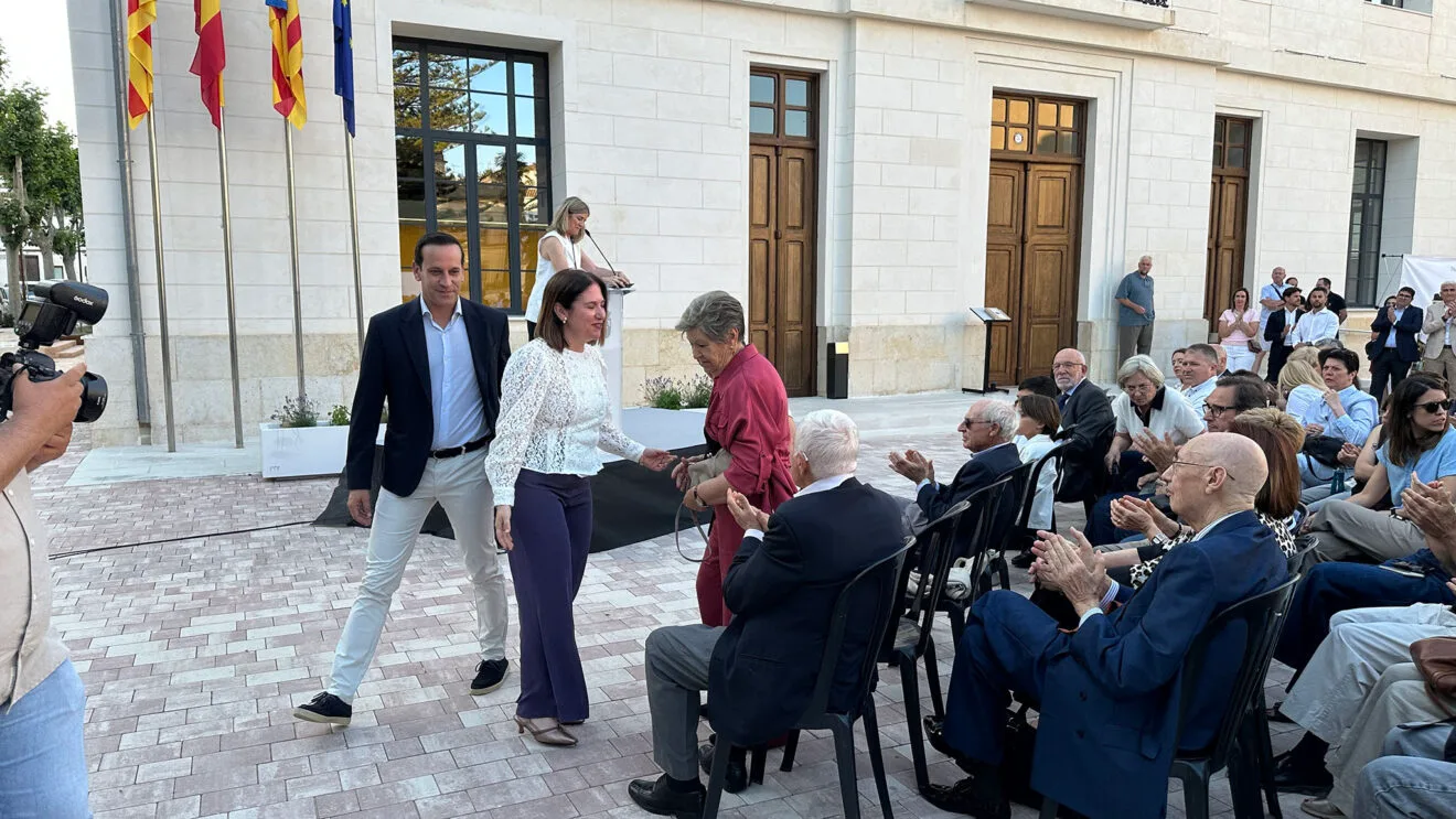 Inauguración ayuntamiento de Benissa en Escuelas Graduadas 21