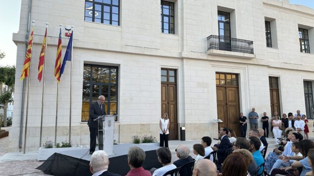inauguracion ayuntamiento de benissa en escuelas graduadas 40