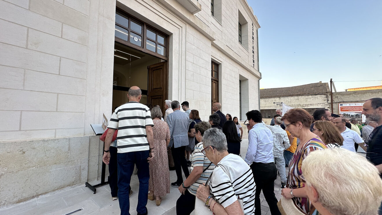 Inauguración ayuntamiento de Benissa en Escuelas Graduadas 63
