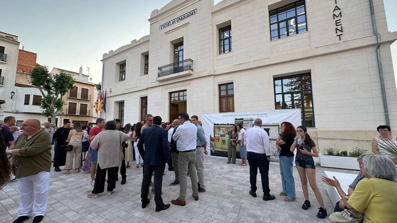 Inauguración ayuntamiento de Benissa en Escuelas Graduadas 69