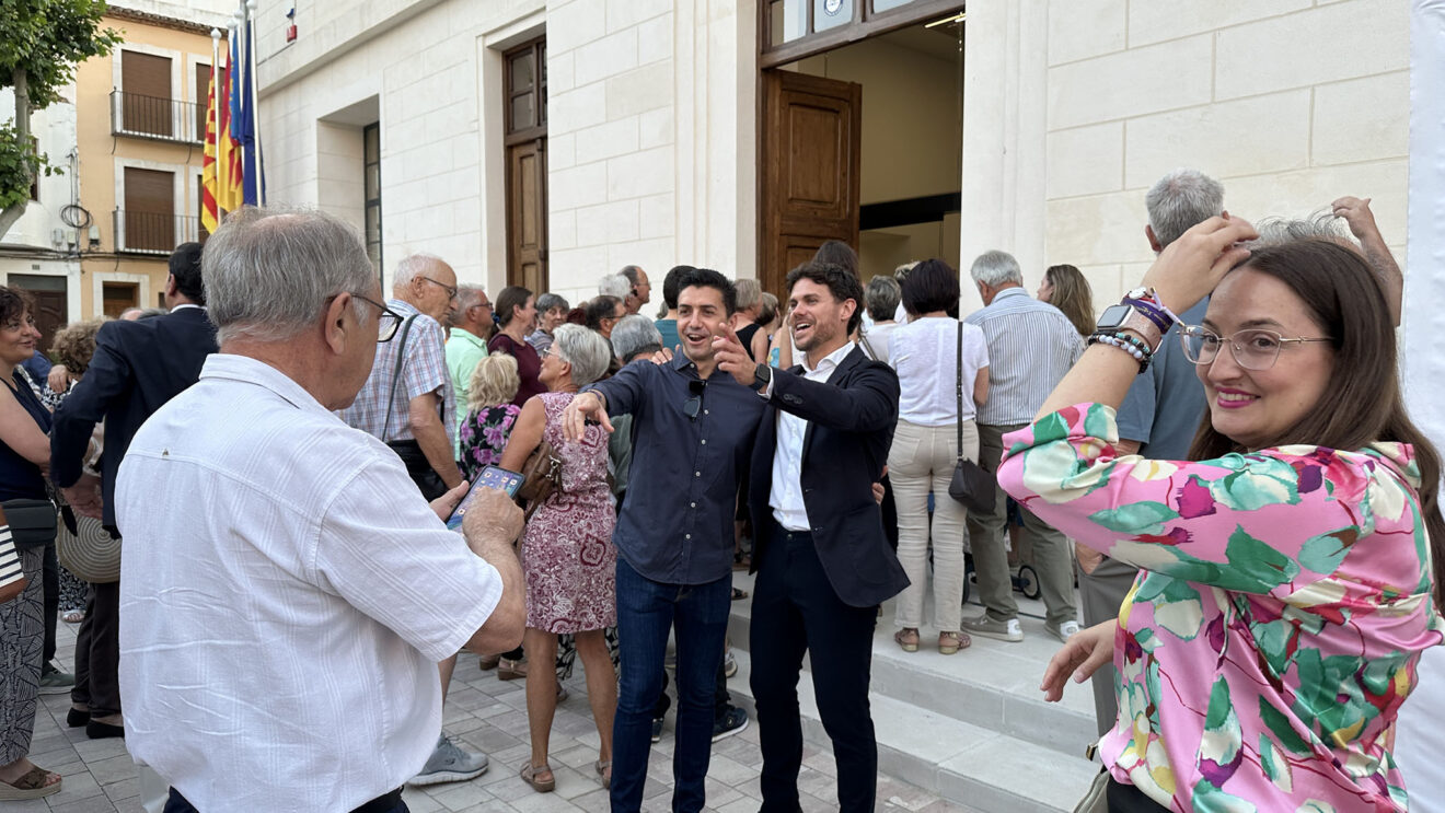 Inauguración ayuntamiento de Benissa en Escuelas Graduadas 72