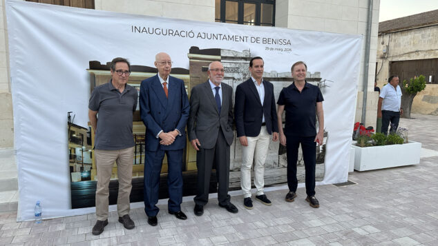 inauguracion ayuntamiento de benissa en escuelas graduadas 80