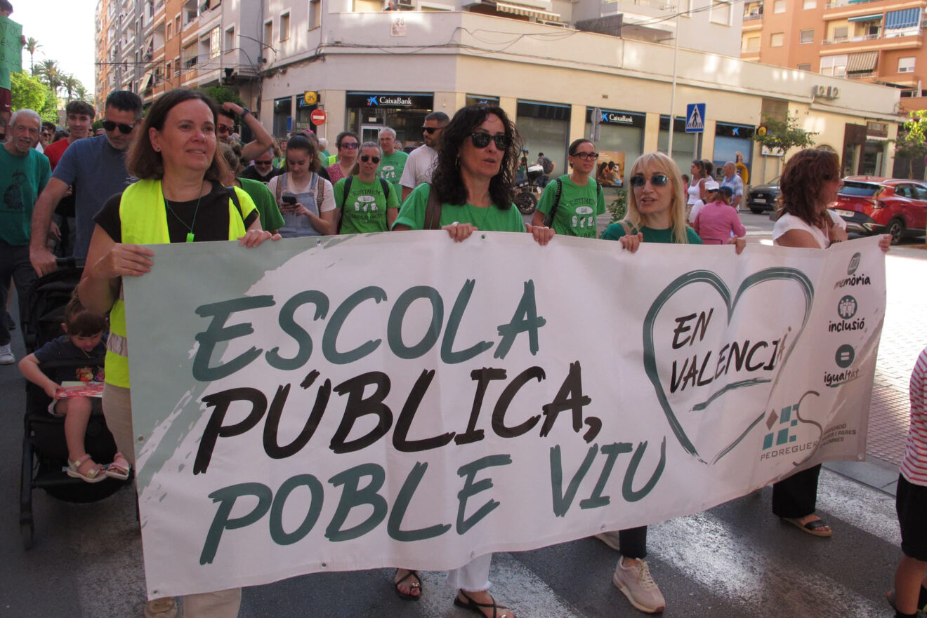 Manifestación en Dénia huelga educación pública 3 junio 12