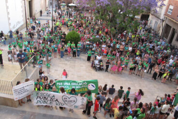 Manifestación en Dénia huelga educación pública 3 junio 13