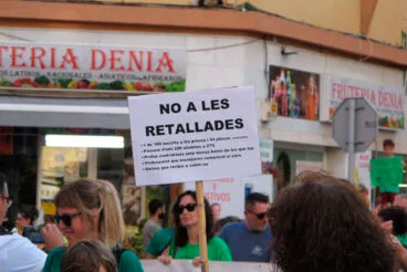 Manifestación en Dénia huelga educación pública 3 junio 19