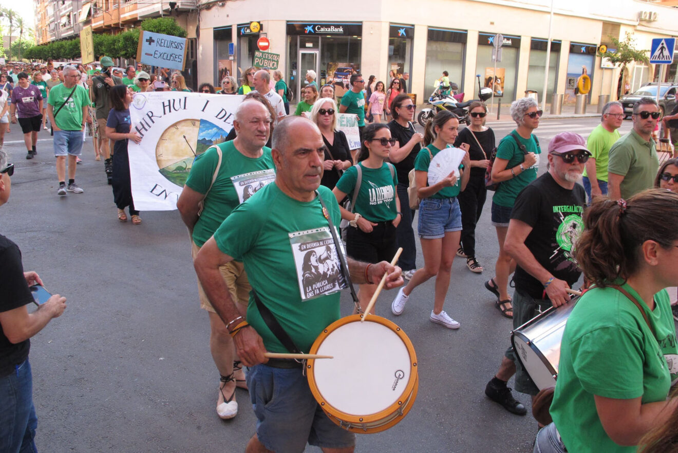 Manifestación en Dénia huelga educación pública 3 junio 24
