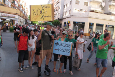 Manifestación en Dénia huelga educación pública 3 junio 26