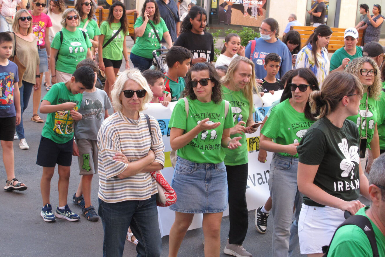 Manifestación en Dénia huelga educación pública 3 junio 33