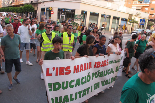 manifestacion en denia huelga educacion publica 3 junio 35