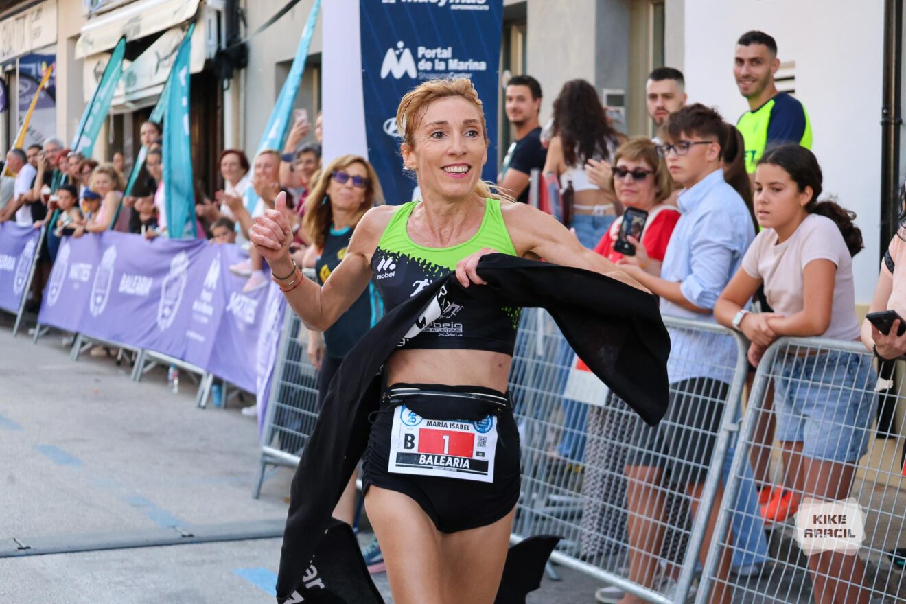 María Isabel Ferrer, ganadora de la anterior Cursa Popular de Benissa