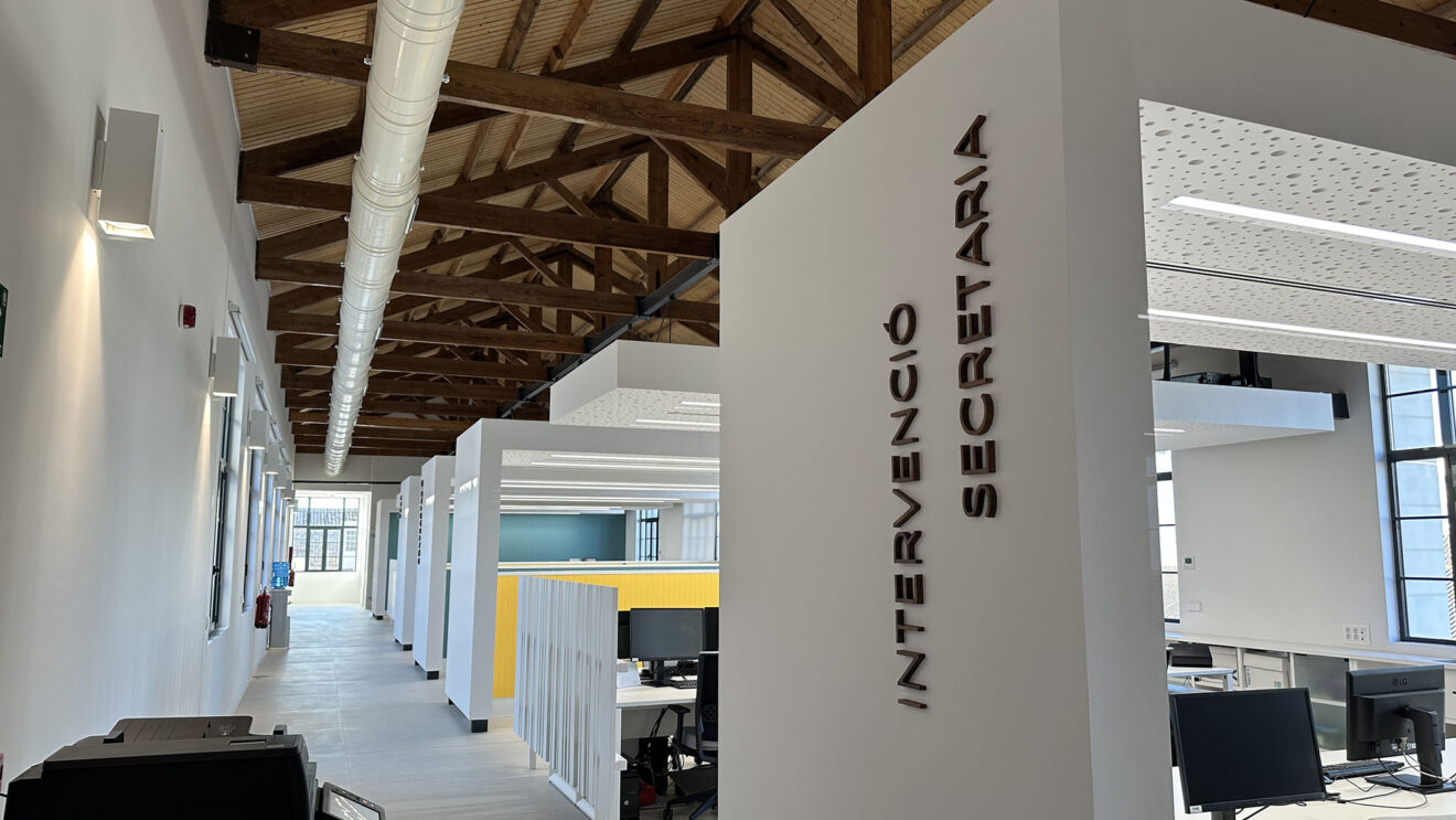 Nuevo Ayuntamiento de Benissa en las Escuelas Graduadas 32