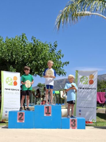 Podio en la clausura de las ligas escolares de la Marina Alta