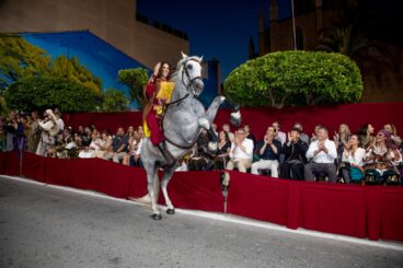 Representación teatral de Moros y Cristianos en Benissa