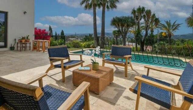 terraza para desconectar con familia y amigos