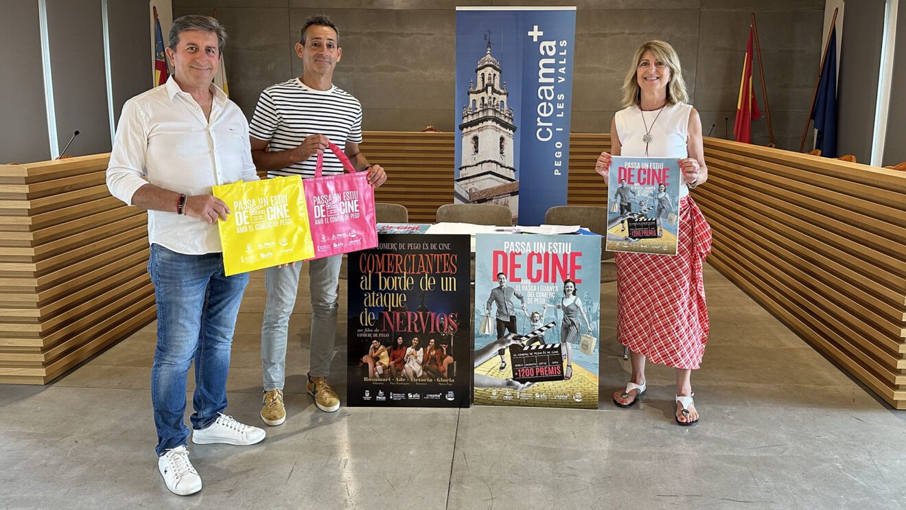 Andreu Dominguis, Raül Tamarit y Alicia Carbonell presentan las campañas del comercio local de Pego del verano 2026