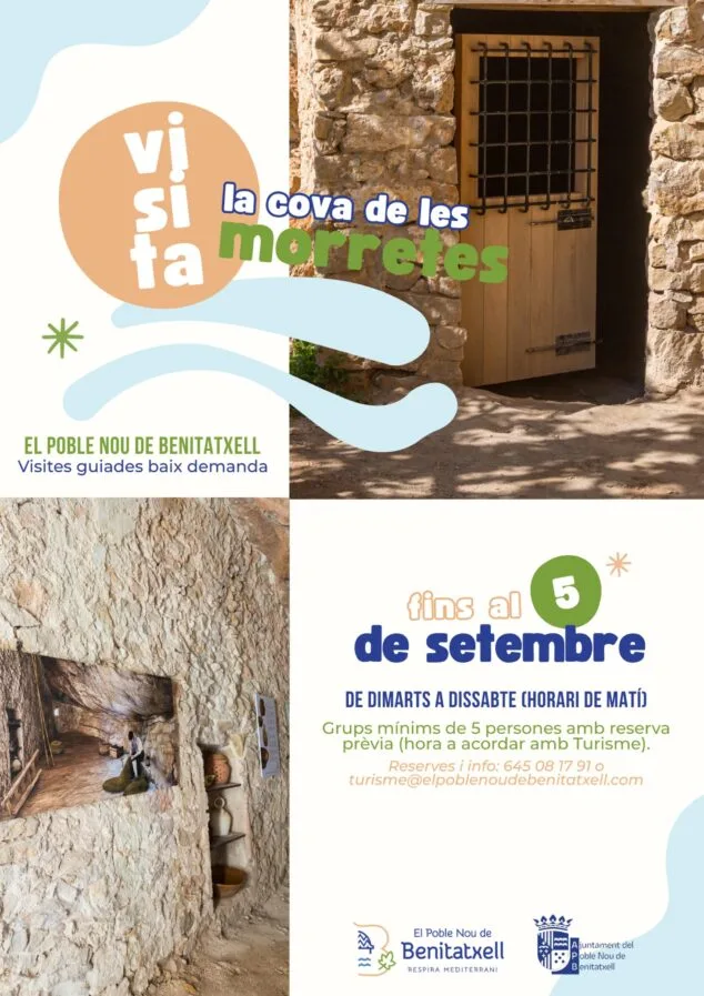 Cartel informativo de las visitas a la Cova de les Morretes.