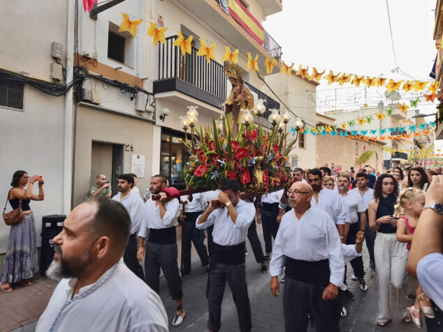 Tradición marinera y pólvora: Moraira honra a la Virgen del Carmen por tierra y mar 13 dia de la virgen del carmen en moraira en 2026 06