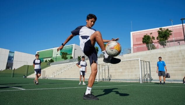 Doble titulación, idiomas y visión internacional: así es el colegio que buscan muchas familias 14 doble titulacion academica sin fronteras