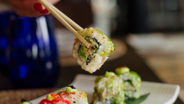 Mediterráneo y Asia en un mismo plato: la fusión que apuesta por el sabor de verdad 7 el arte de encontrar el equilibrio perfecto entre dos mundos culinarios tan ricos