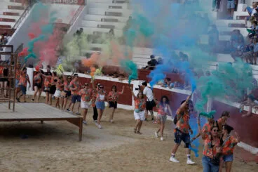 Entrada de penyes y quintades de Ondara en el Dia de Sant Jaume 2026