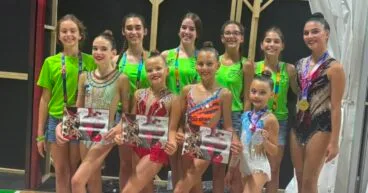 El CG Calpe logra cuatro títulos nacionales en el Campeonato de España por Equipos 3 Equipo de gimnasia rítmica con medallas y diplomas tras el Campeonato de España.