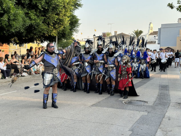 fila maulets en el desfile de moros i cristians de els poblets en 2025