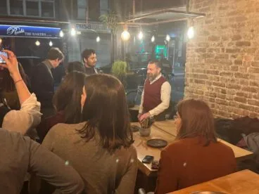 Jaume Morapedrós presentando su proyecto