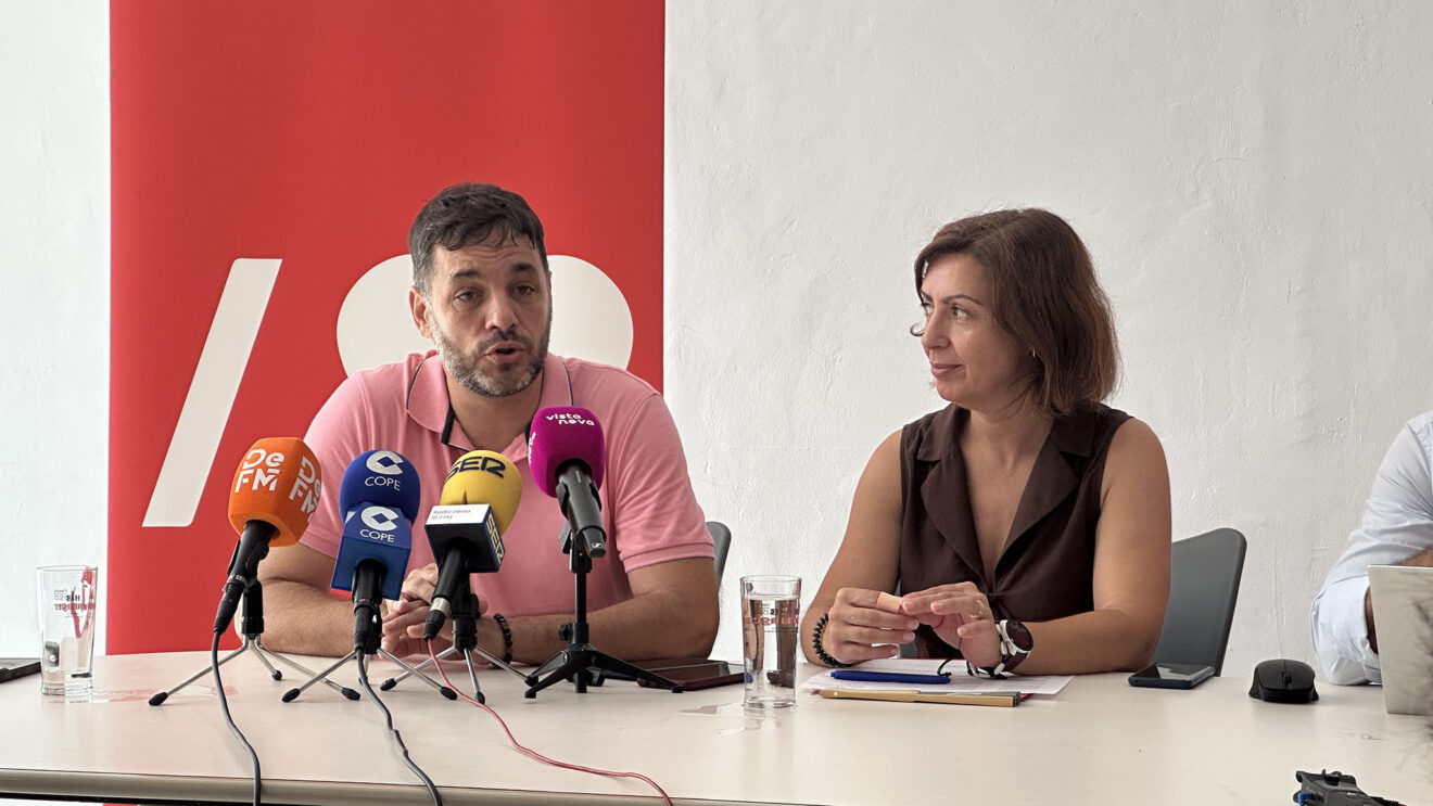 José Ramiro y M. Josep Ripoll en sus intervenciones