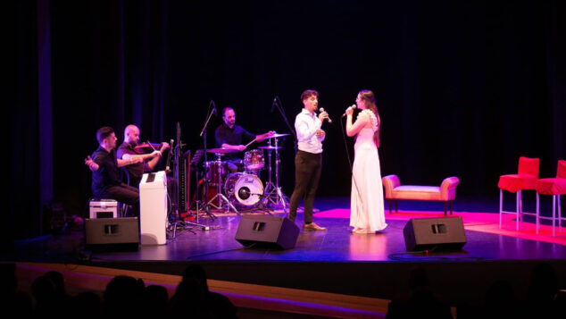 Imagen: Julen García dando un concierto en Castellón