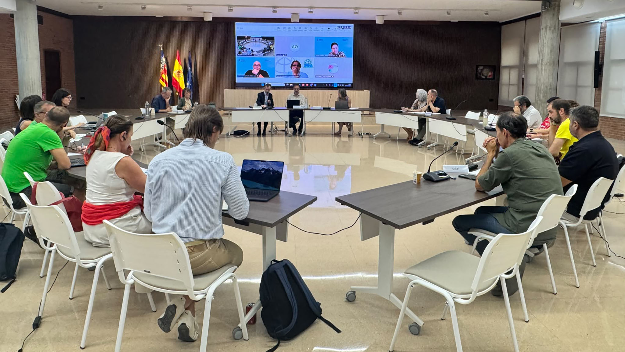mesa sectorial de educacion entre conselleria y los sindicatos el 28 de julio 2026