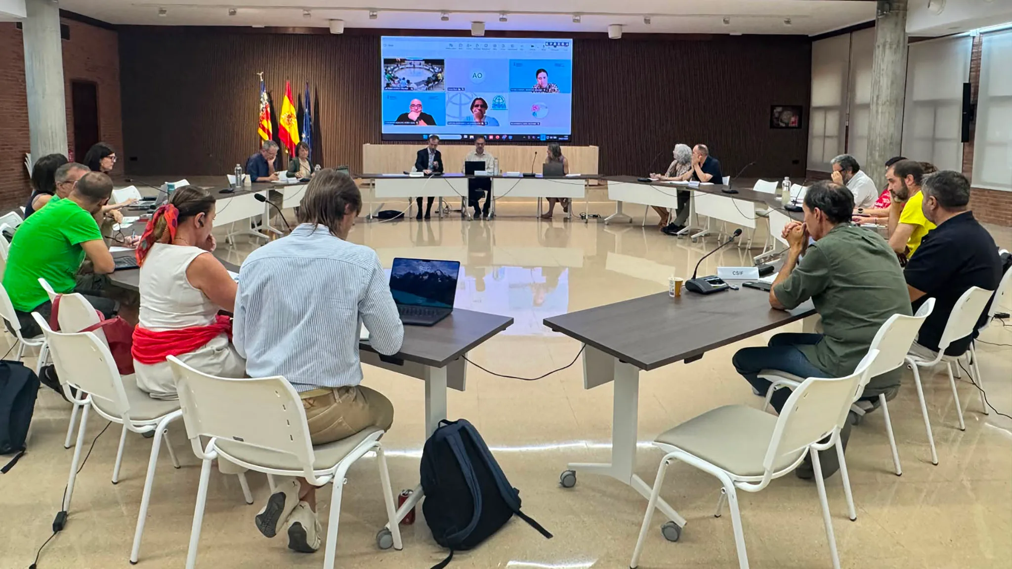 mesa sectorial de educacion entre conselleria y los sindicatos el 28 de julio 2026