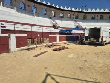 Obras de acondicionamiento en la Plaza de Toros de Ondara para Sant Jaume