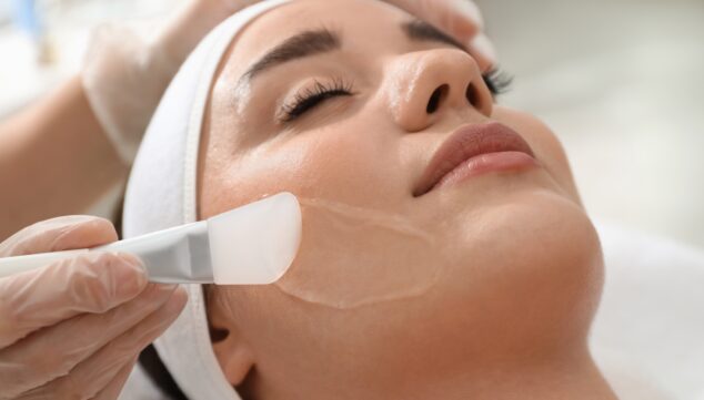 rostro luminoso hidratado y libre de imperfecciones