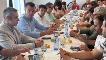 Vicent Mompó reivindica el papel de la Diputación durante la DANA y apuesta por una gestión comarcal de los servicios 3 vicent mompo reivindica el papel de la diputacion durante la dana y apuesta por una gestion comarcal de los servicios